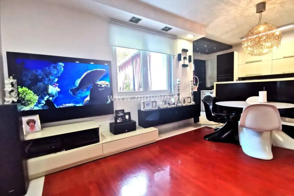 Стан со 2 спални соби, 90 м², под кирија во Козле, Скопје