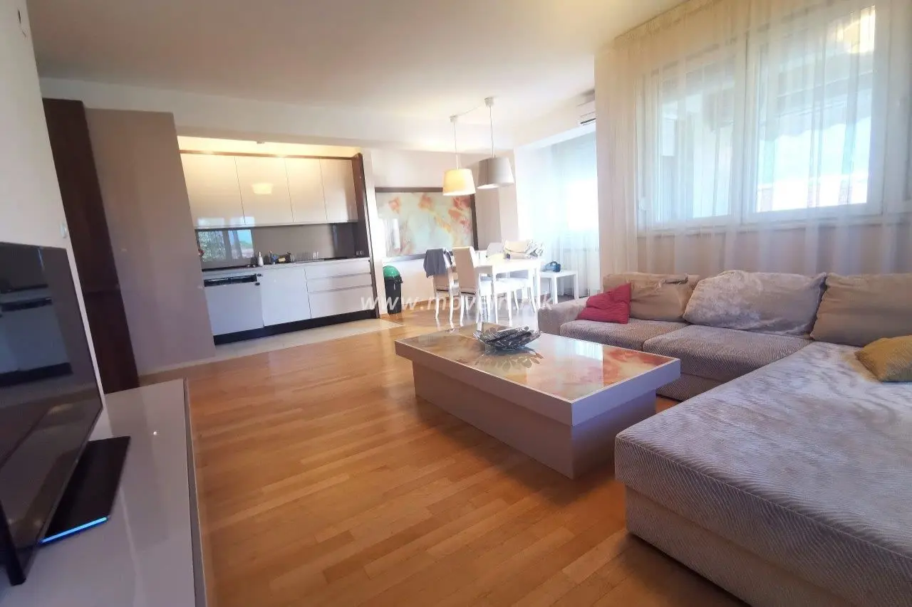 Стан со 2 спални соби, 80 м², под кирија во Дебар Маало, Скопје