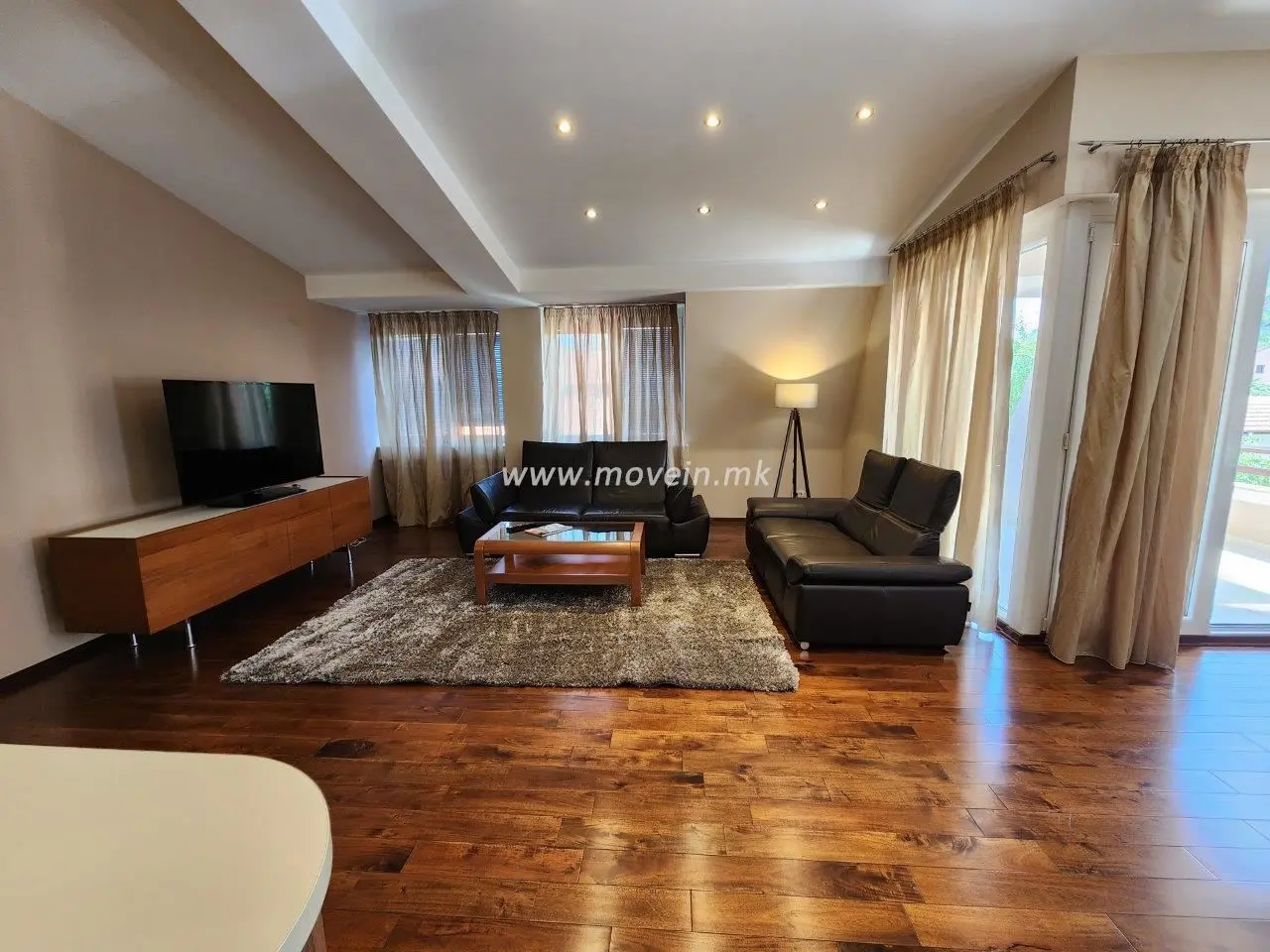 Стан со 2 спални соби, 130 м², под кирија во Црниче, Скопје