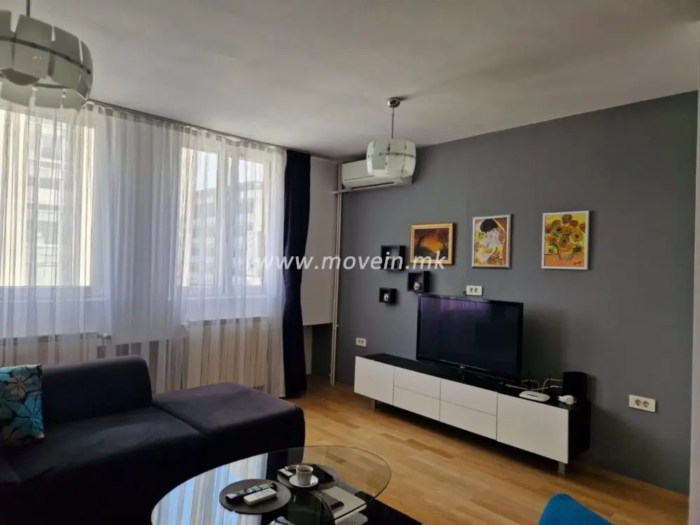 Стан со 2 спални соби, 74 м², под кирија во Центар, Скопје