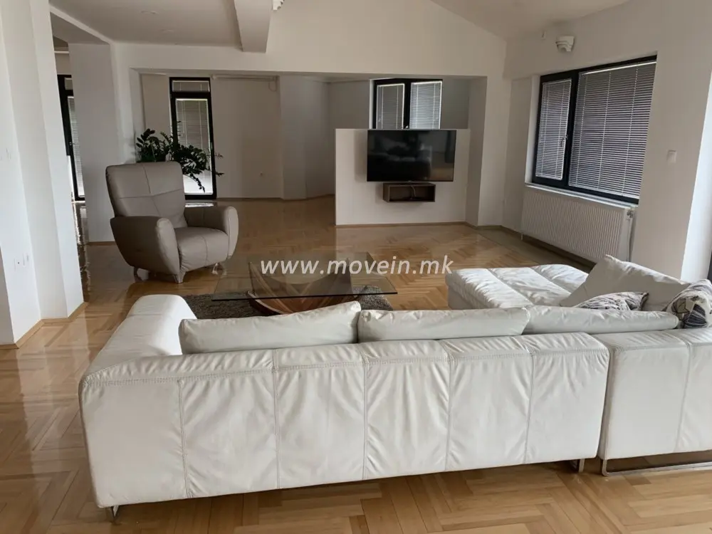 Стан со 4 спални соби, 300 м², под кирија во Црниче, Скопје