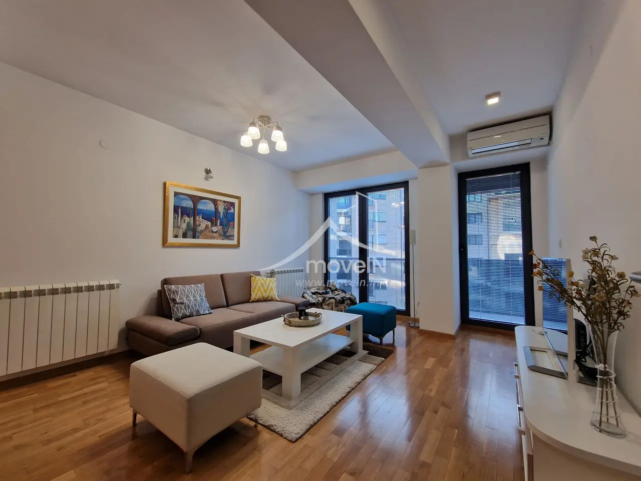 Стан со 2 спални соби, 80 м², под кирија во Дебар Маало, Скопје
