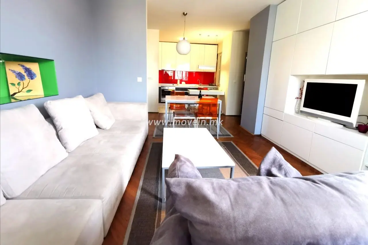 2-bedroom apartment, 72 m², for rent in Centar, Skopje