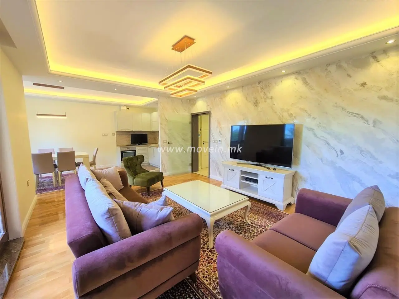 Lifestyle, Luxury and Location!