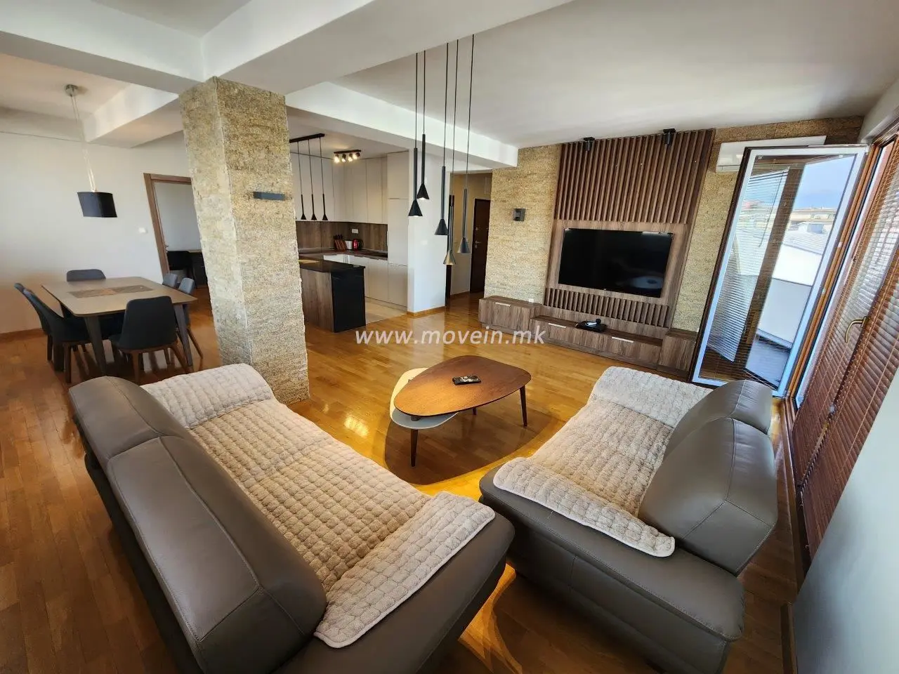 Lovely 3 Bedrooms Apartment In Central Location