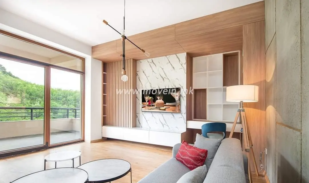Location, Lifestyle And Elevated Mountain Views