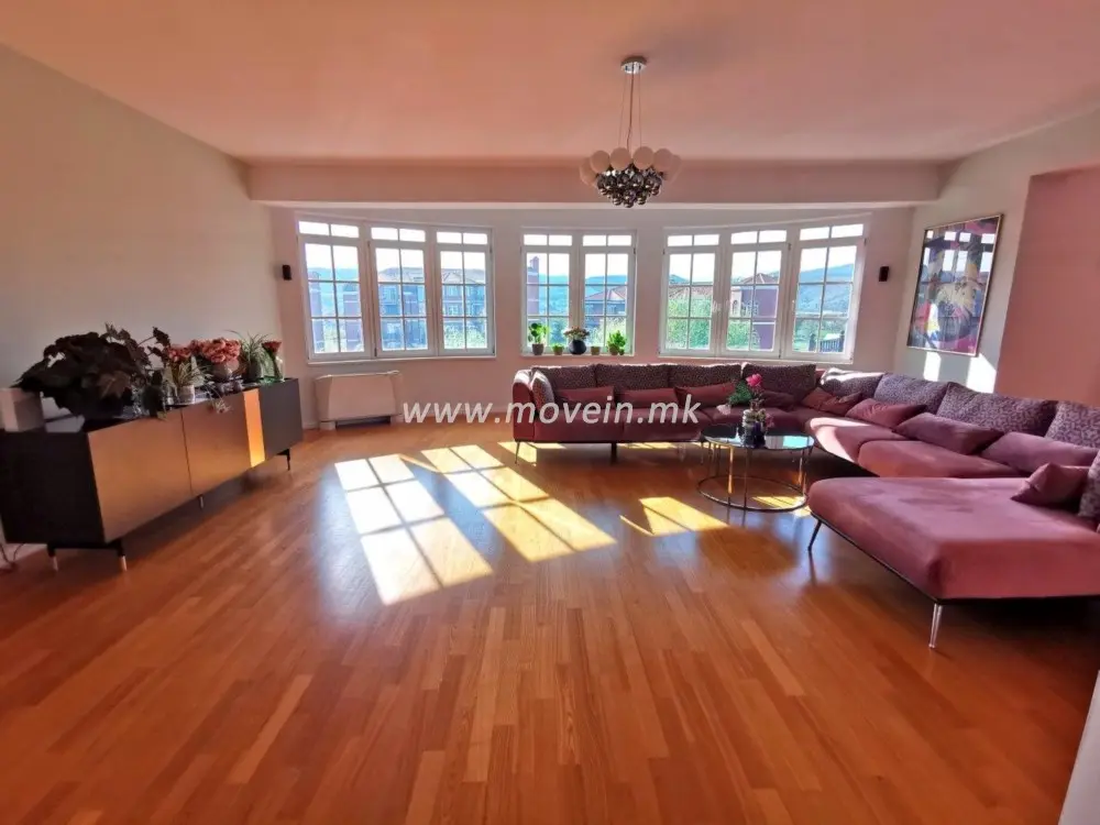 Стан со 3 спални соби, 210 м², под кирија во Орман, Скопје