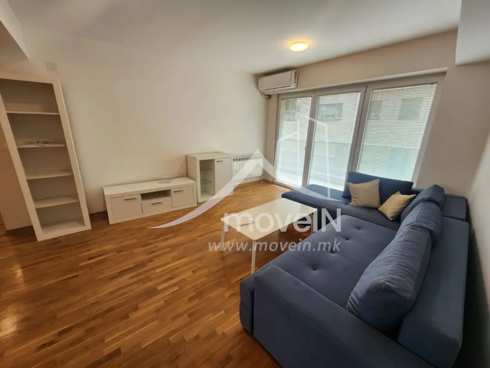 2 Bedrooms Apartment for Rent in Center for 400 EUR