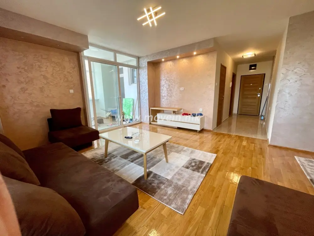 Large Apartment In A Great Location