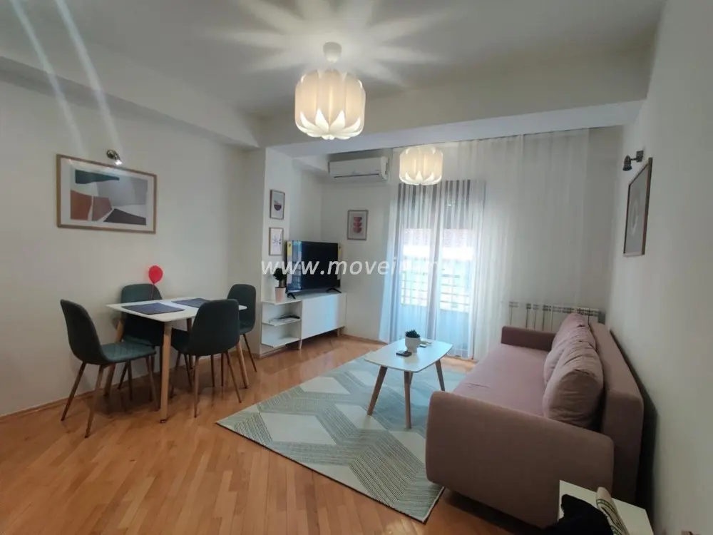 Стан со 1 спална соба, 37 м², под кирија во Центар, Скопје