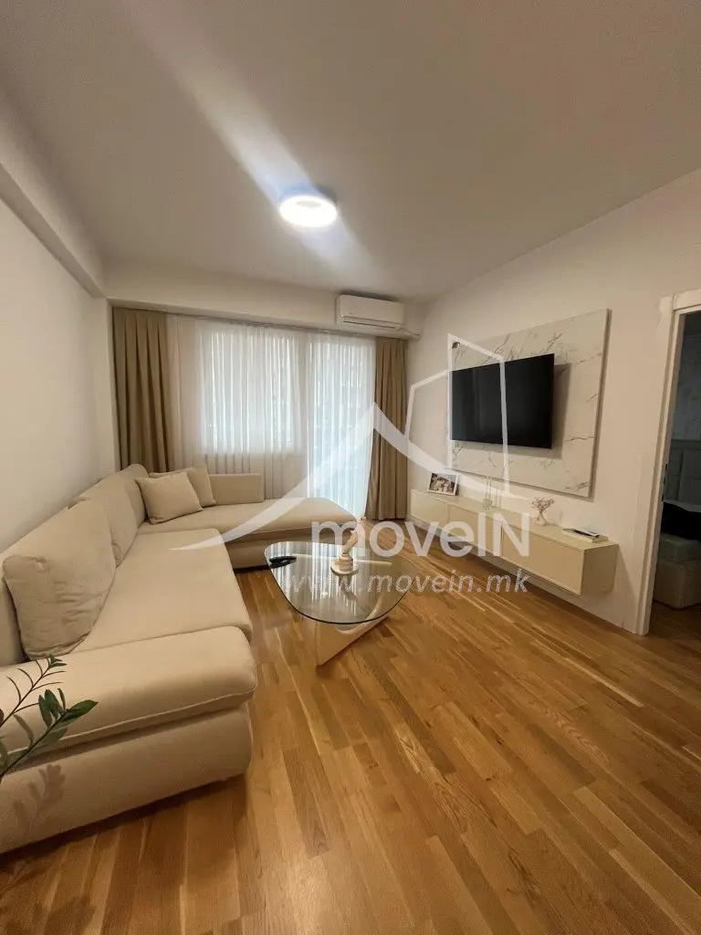 Стан со 1 спална соба, 50 м², под кирија во Автокоманда, Скопје