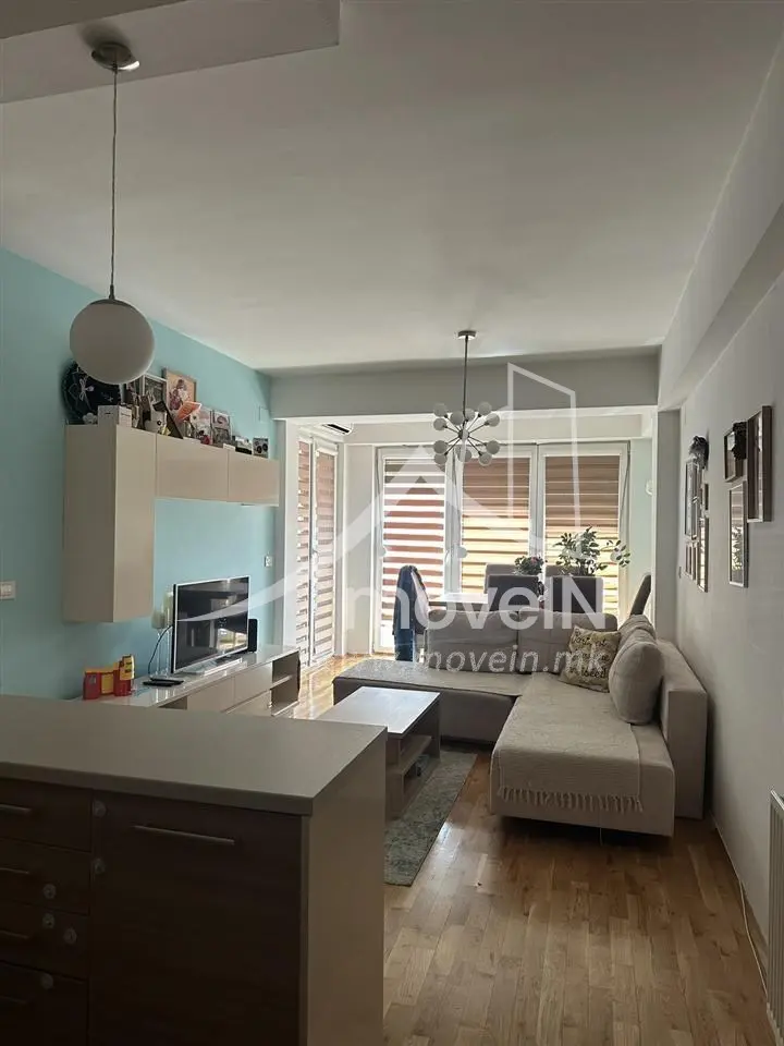 Стан со 2 спални соби, 55 м², под кирија во Дебар Маало, Скопје