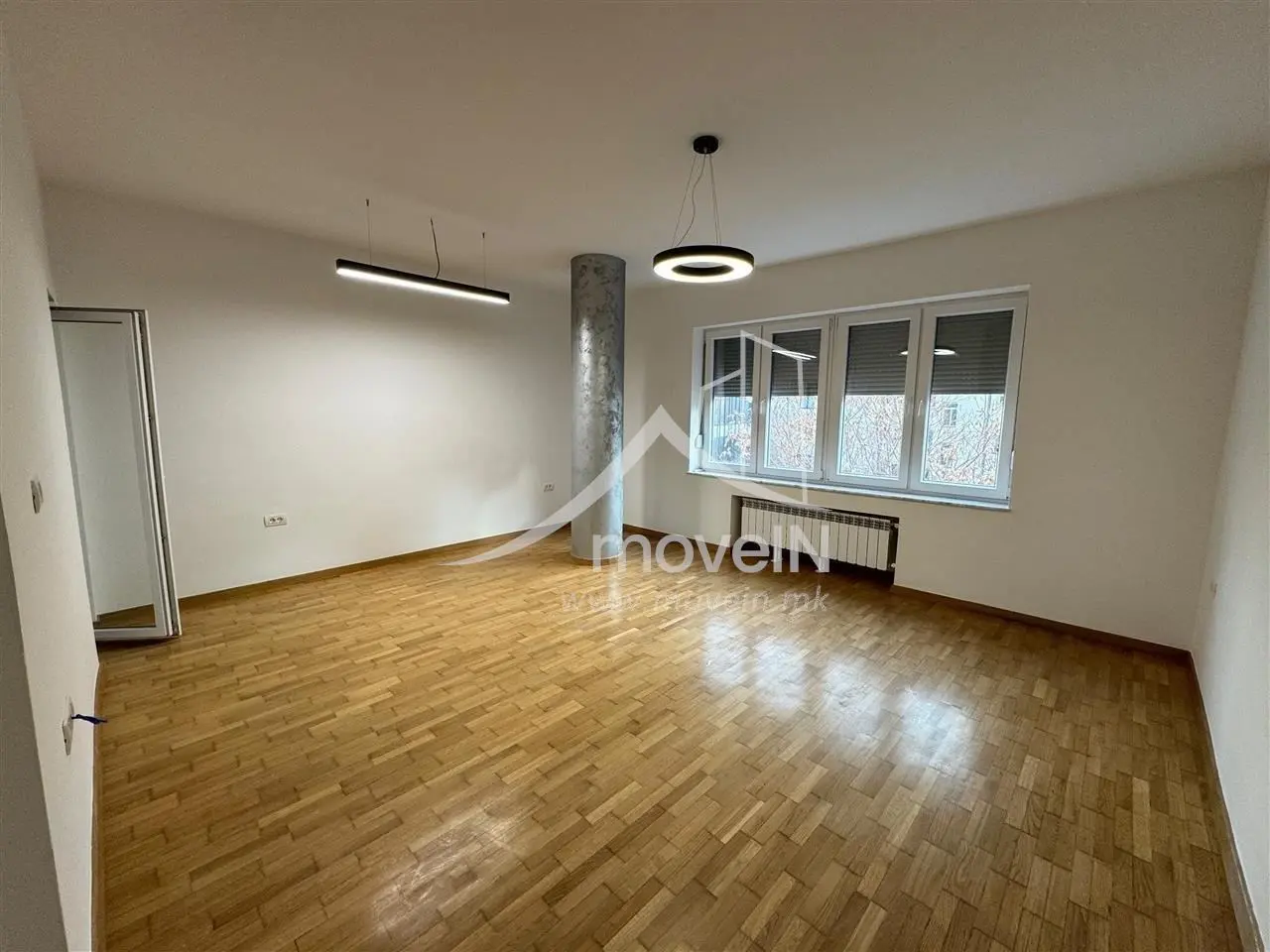 83м2 - Комплетно Реновиран Стан за Продажба на Плоштад