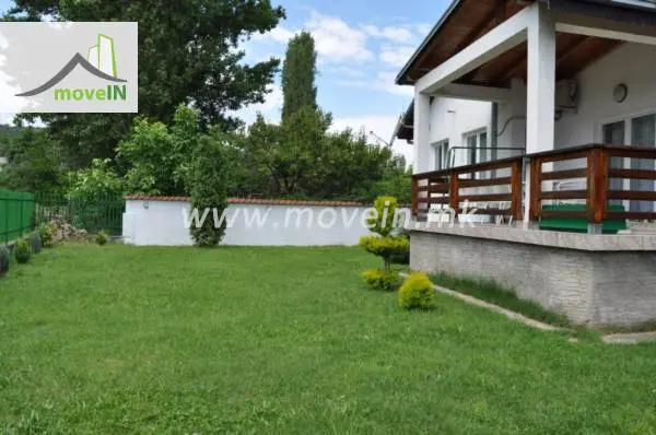 Куќа со 4 спални соби, 160 м², под кирија во Хром, Скопје