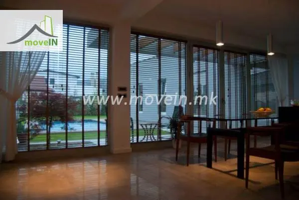 Куќа со 4 спални соби, 290 м², под кирија во Бардовци, Скопје