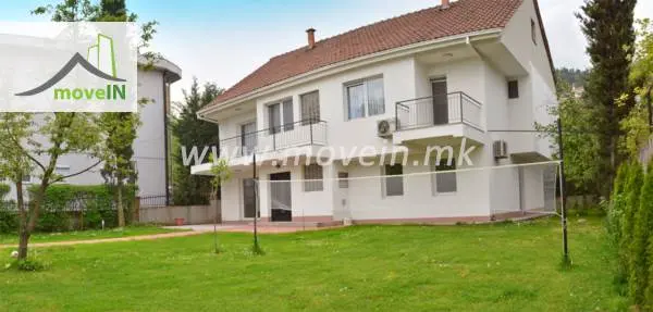 Куќа со 4 спални соби, 240 м², под кирија во Црниче, Скопје