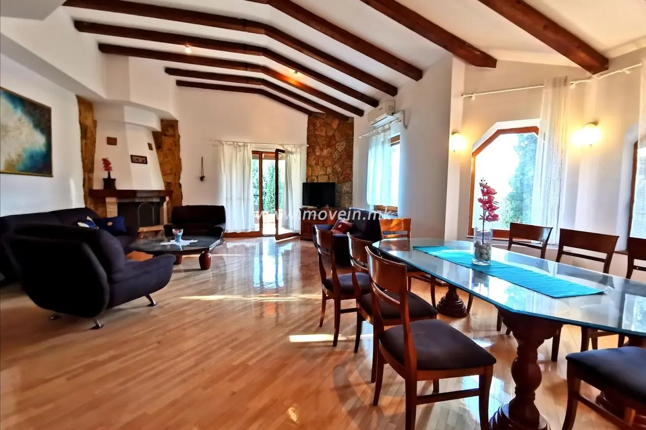 Куќа со 4 спални соби, 200 м², под кирија во Бардовци, Скопје