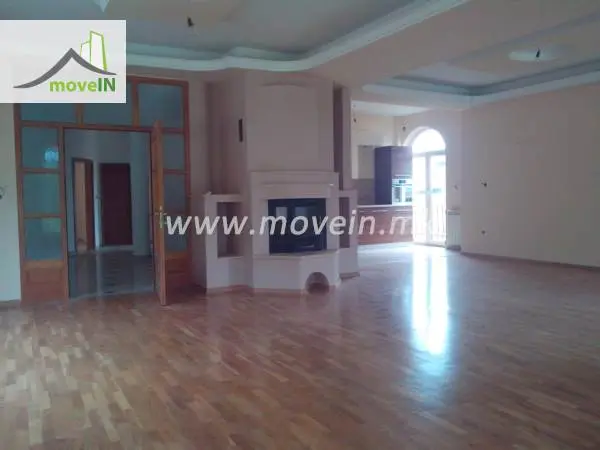 Куќа со 6 спални соби, 250 м², под кирија во Бардовци, Скопје