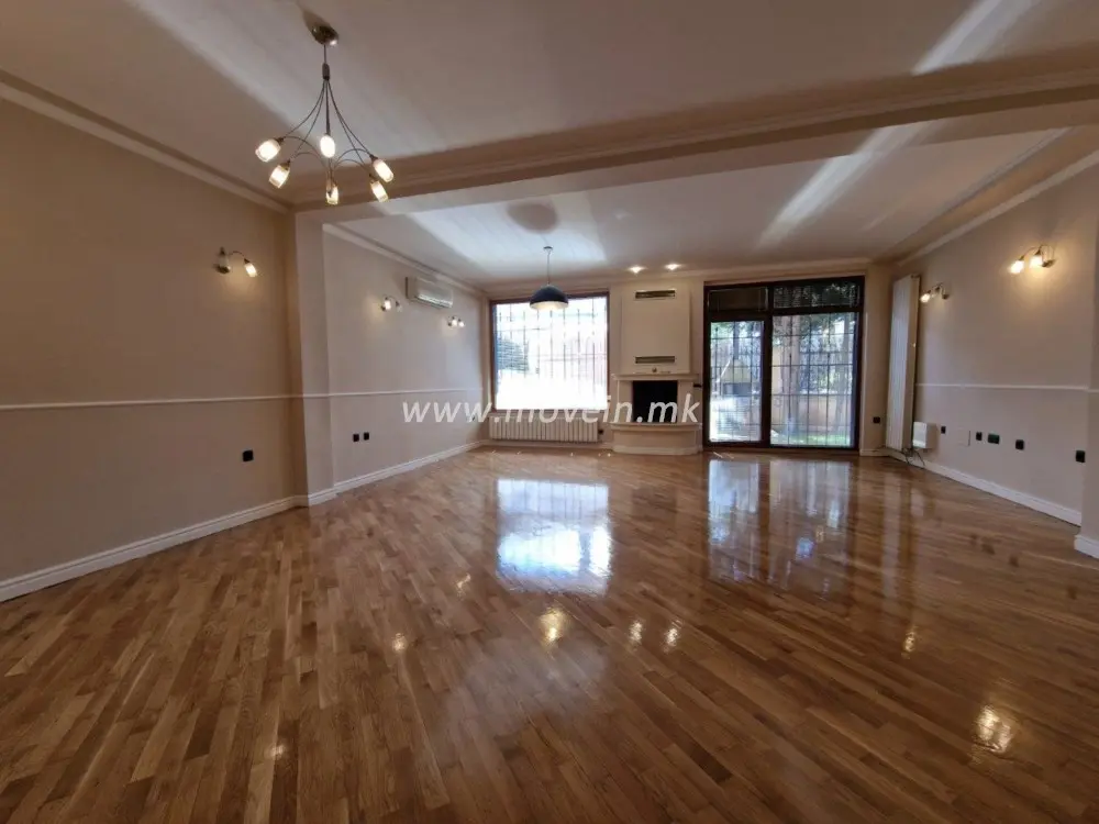 Куќа со 5 спални соби, 350 м², под кирија во Жданец, Скопје