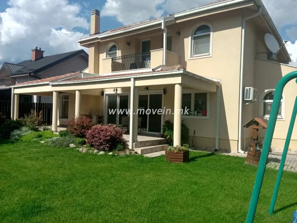 Куќа со 4 спални соби, 230 м², под кирија во Бардовци, Скопје