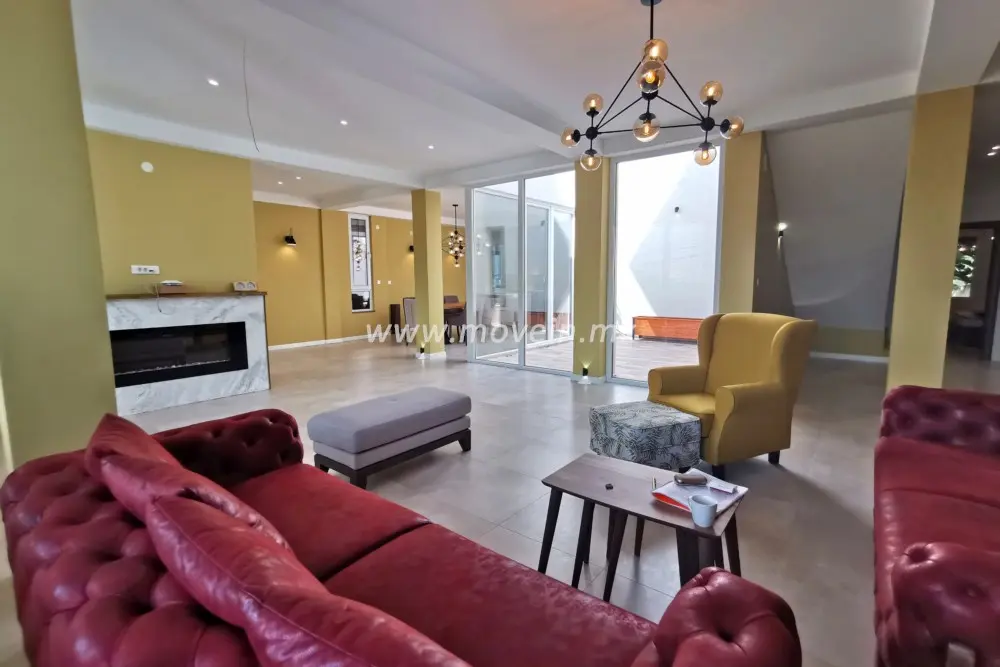 Куќа со 4 спални соби, 574 м², под кирија во Бардовци, Скопје