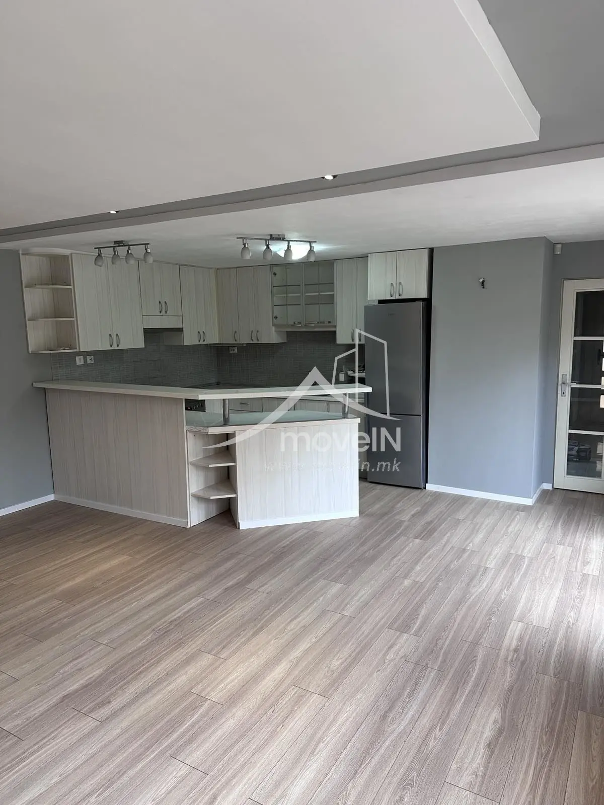 Куќа со 2 спални соби, 84 м², за продажба во Влае, Скопје