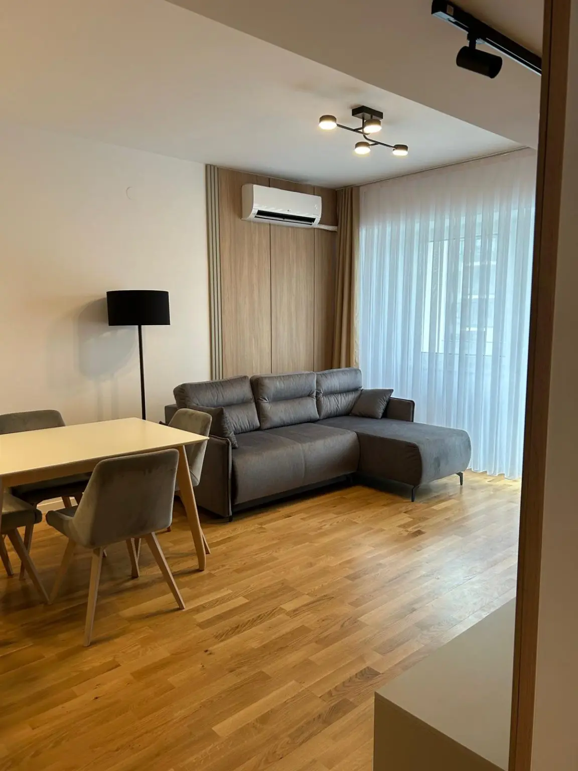 Нов стан 72м2 во комплексот East Gate Living