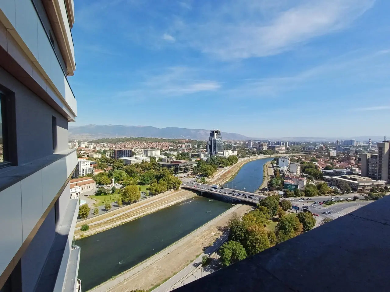 Се продава стан 132м2 во Grand River