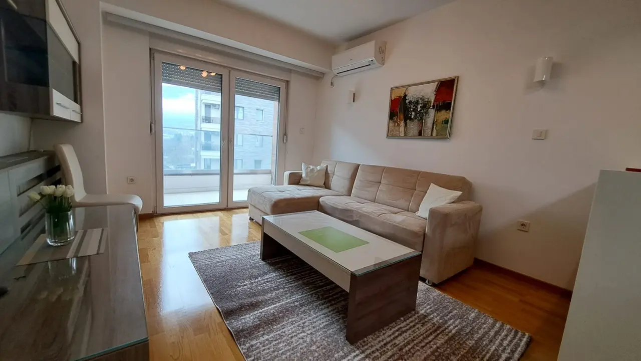 Стан 65м2 во Карпош 1