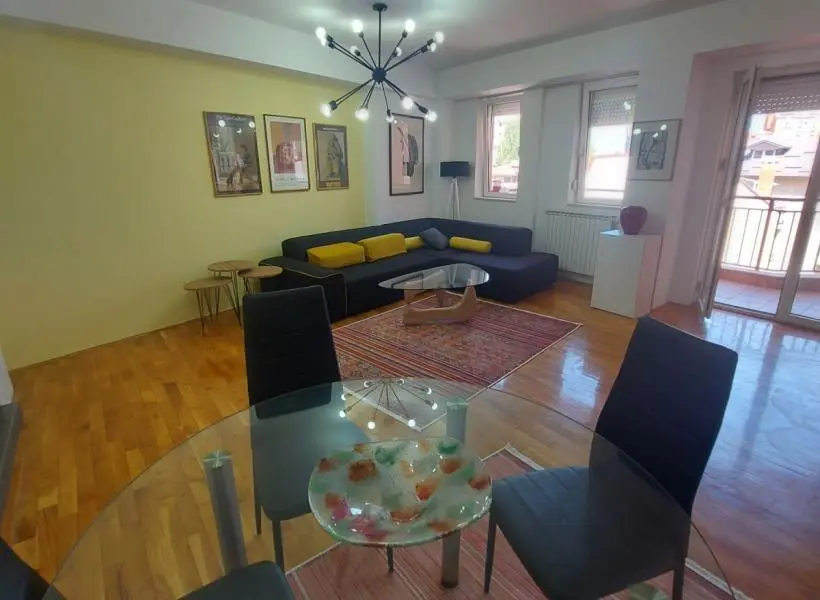 Комфорен стан 80м2 на Водно