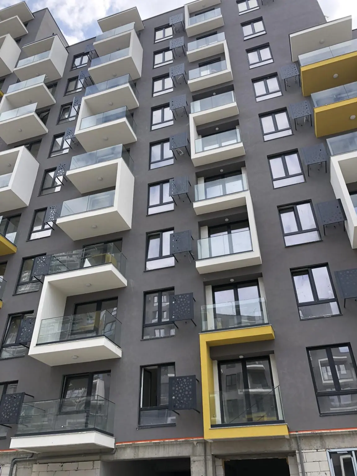 Стан 47м2 на продажба