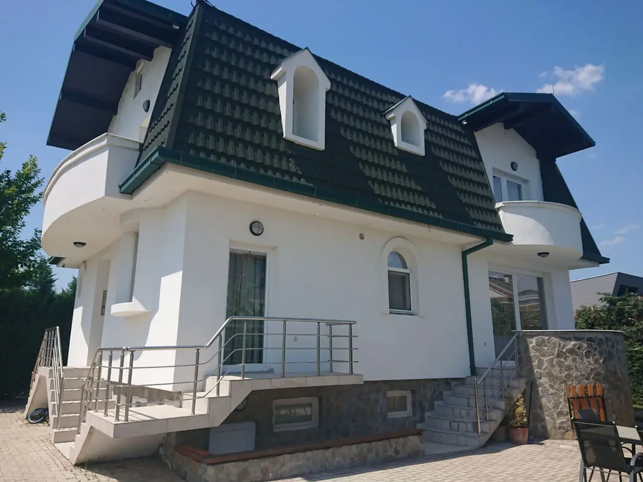 Нова куќа на одлична локација