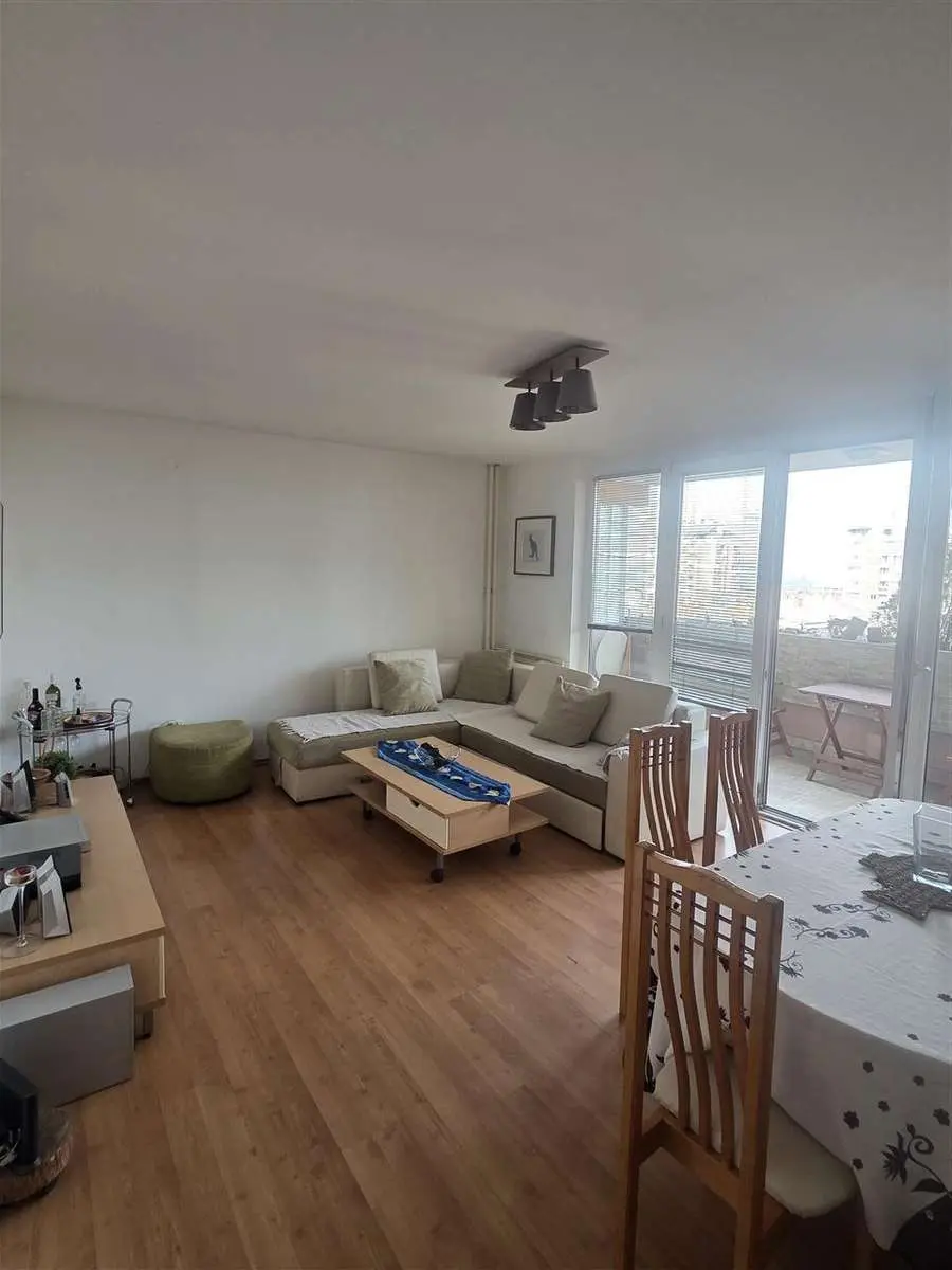 4-room apartment for rent in Aerodrom, Capitol