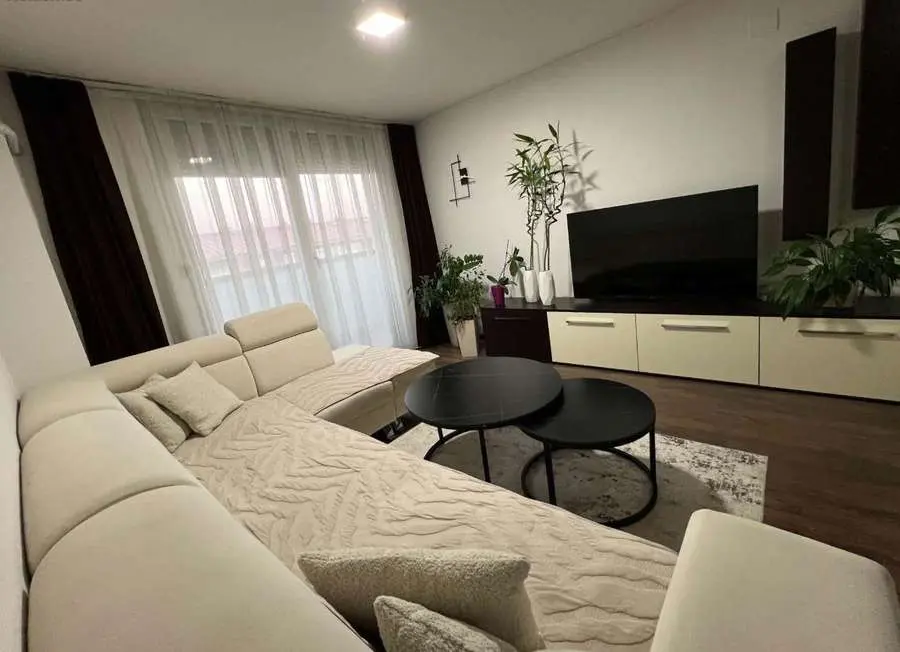 Се продава 3-собен стан во Кисела вода, кај Биотек лабораторија